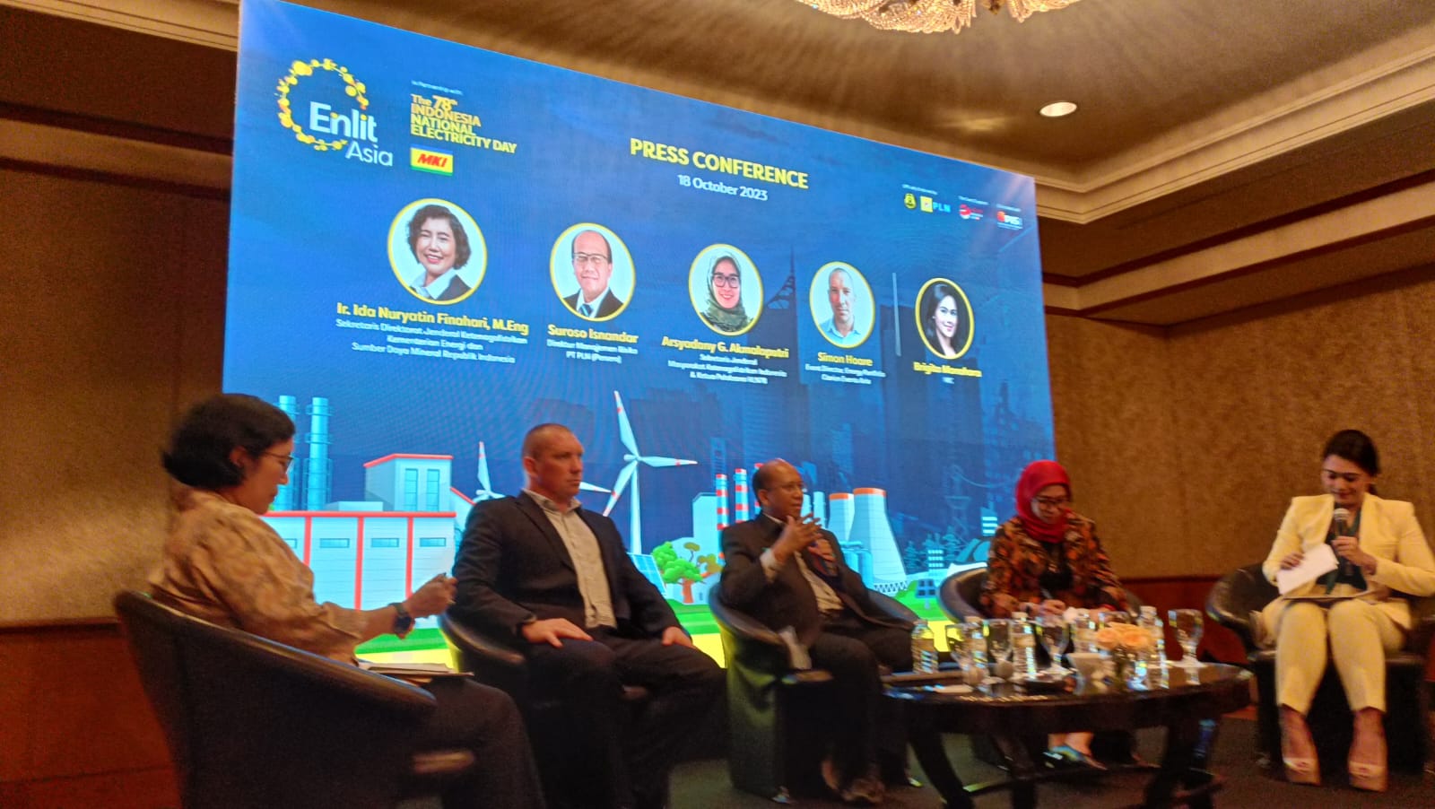 Jumpa pers, Rabu (18/10/2023), Masyarakat Ketenagalistrikan Indonesia (MKI) bekerja sama dengan Enlit Asia yang akan menyelenggarakan kegiatan “Hari Listrik Nasional ke-78 Enlit Asia 2023”. dok. ist. Hari Listrik Nasional ke-78 Enlit Asia 2023: Dorong Penciptaan Energi Bersih Berkelanjutan
