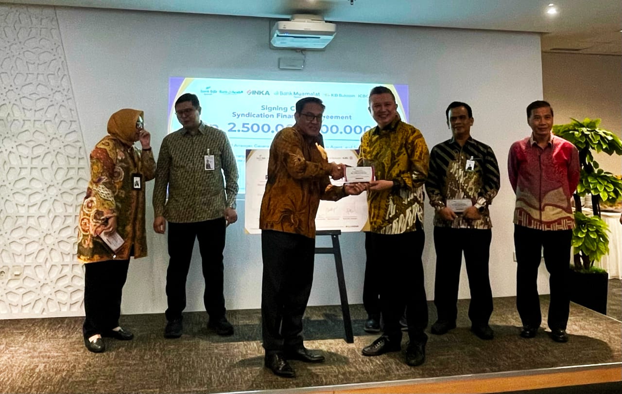 Majukan Industri KA, Bank KB Bukopin Salurkan Kredit Sindikasi Rp2,5 Triliun Untuk INKA