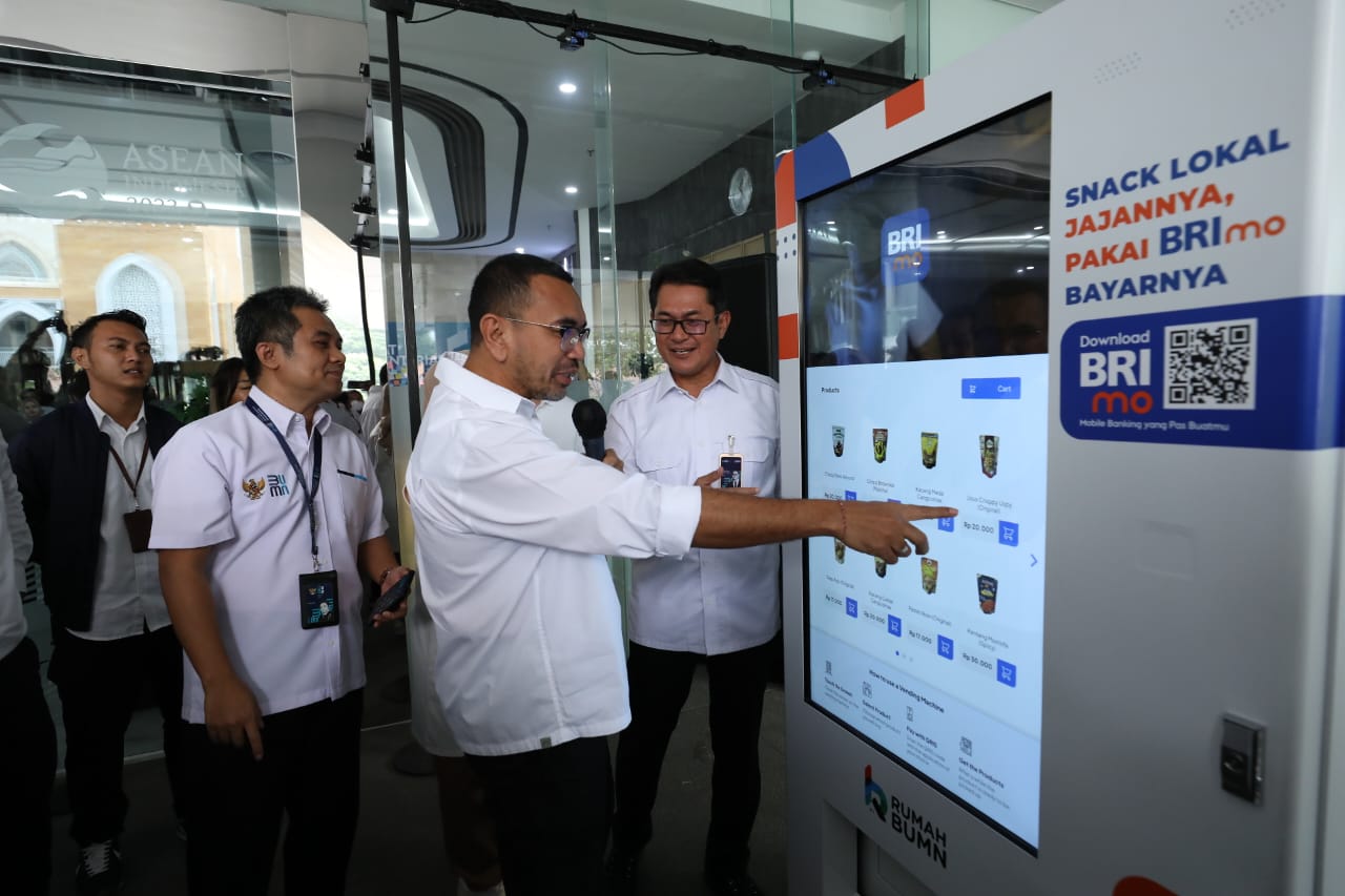 Kolaborasi Kementerian BUMN-BRI, Pemasaran UMKM Lebih Mudah dengan Vending Machine