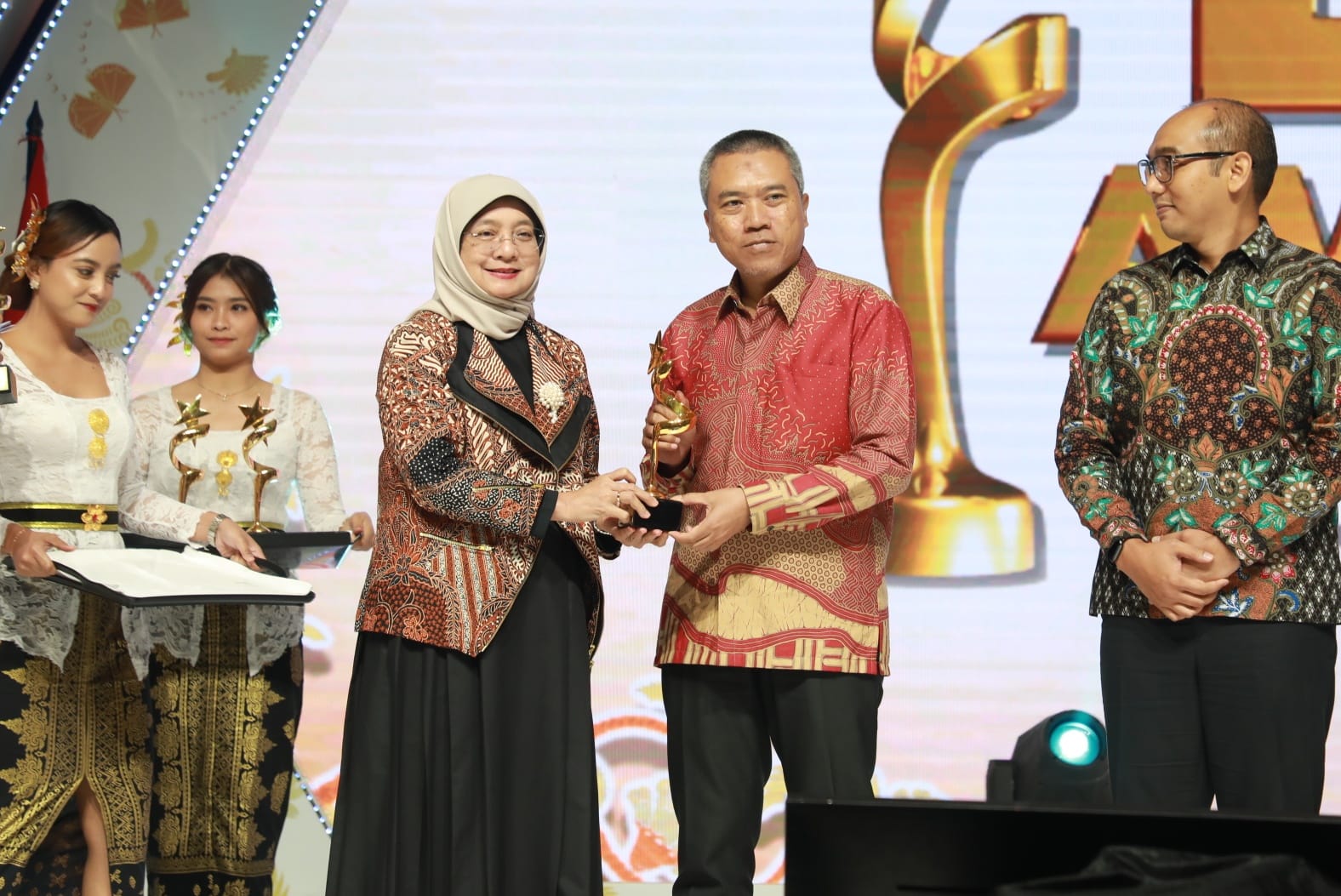 Inovatif dan Gencar Dalam Literasi Keuangan, BRI Peroleh Penghargaan Bergengsi Dari LPS