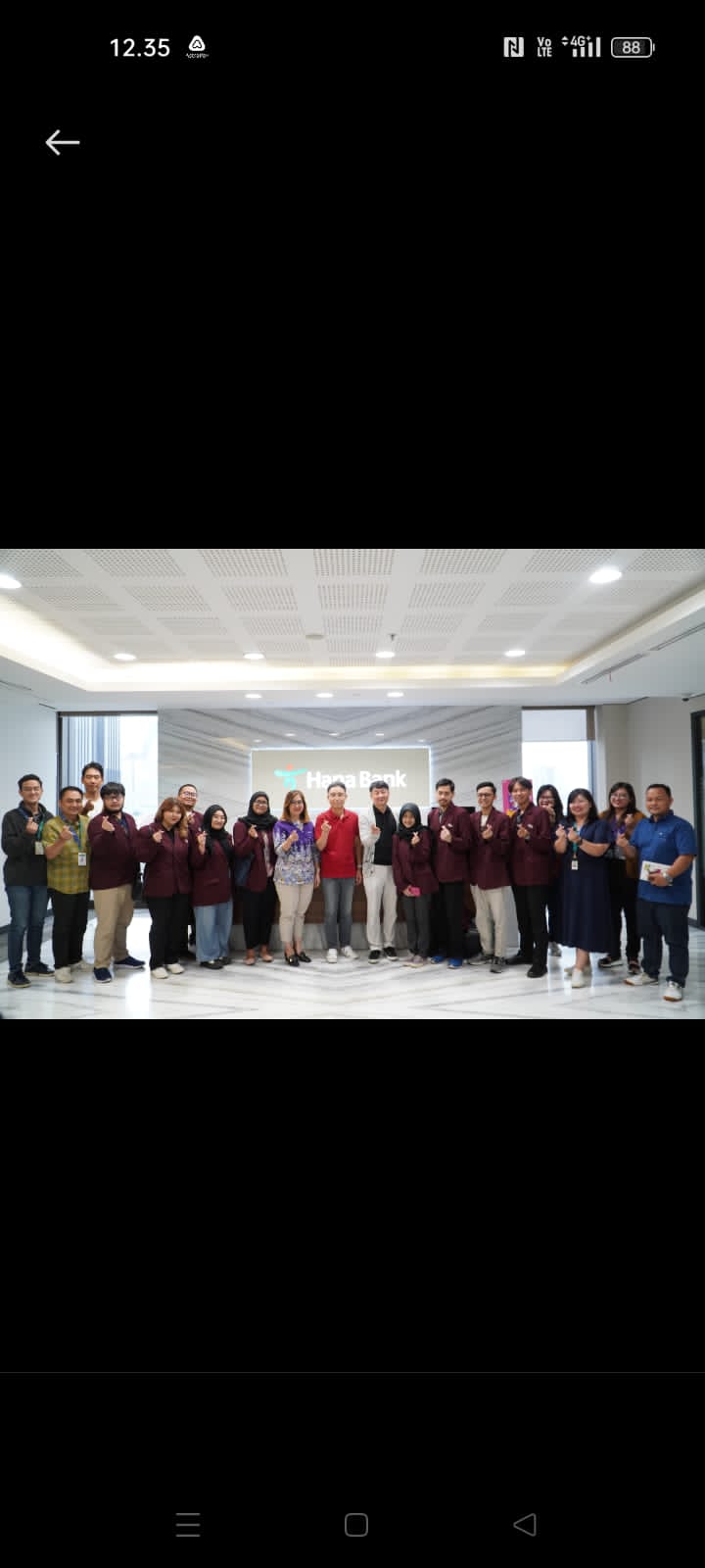 Hana Bank Salurkan Beasiswa Pendidikan Total Rp1 Miliar
