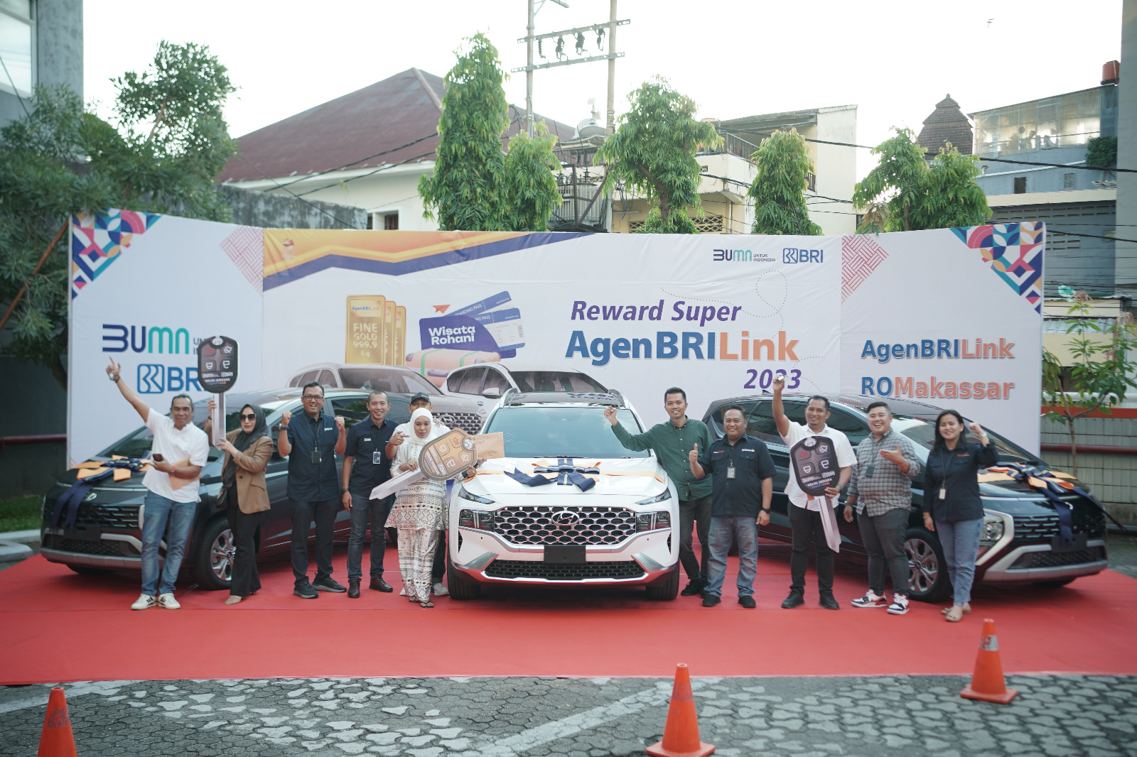 Beri Apresiasi! BRI Bagikan Mobil Untuk Agen BRILink Berprestasi