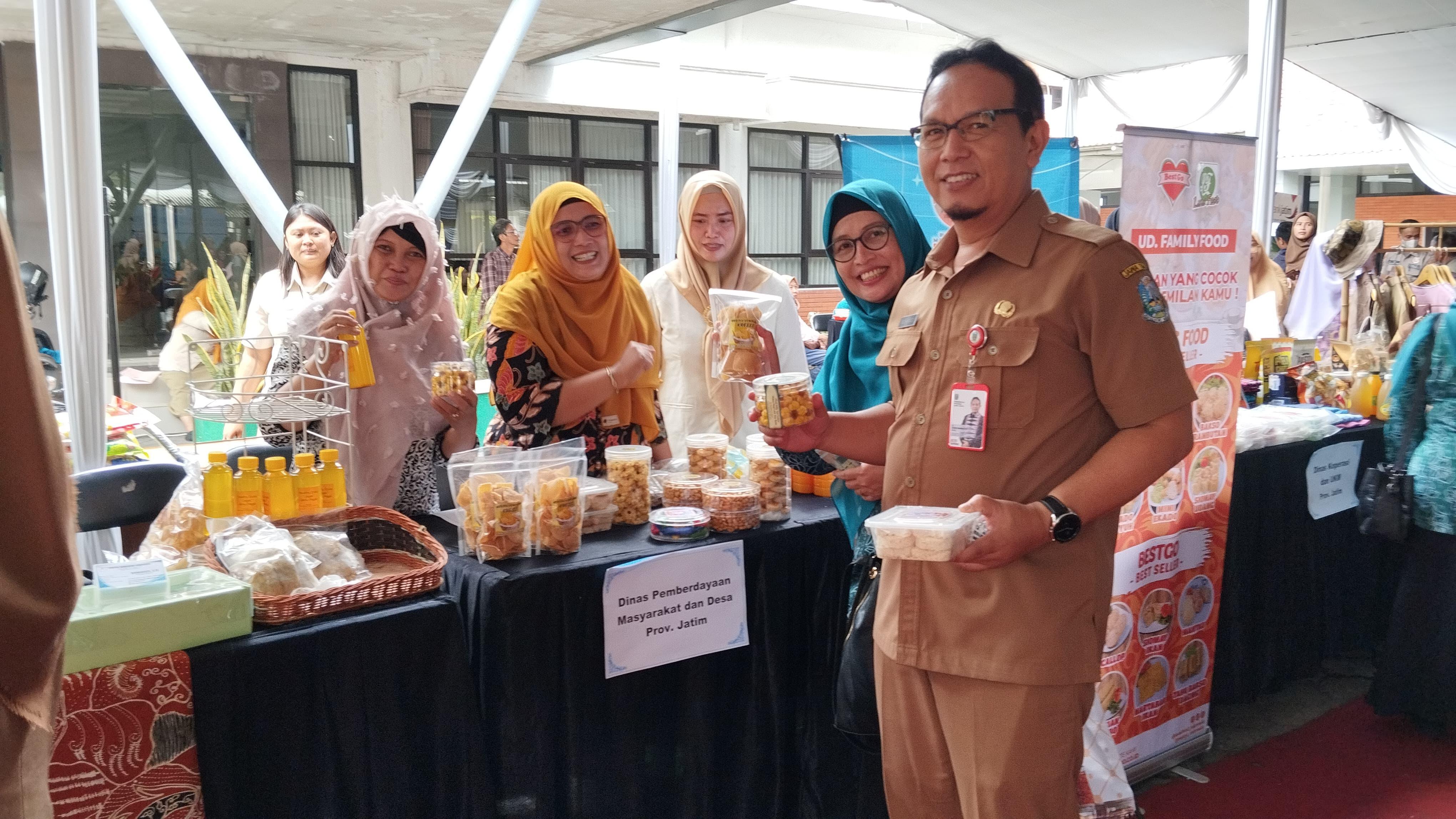 BRI Bantu Usaha Kue Kering di Sidoarjo Penuhi Permintaan Saat Lebaran