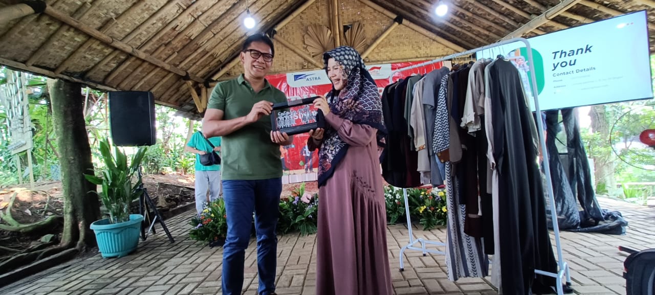Azkasyah, UMKM Binaan Astra Melalui YDBA Makin Berkembang