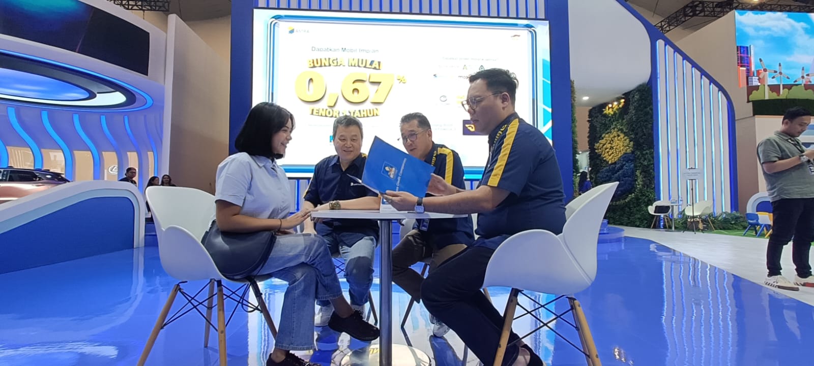 GIIAS 2024, ACC Beri Tips Cara Kredit Mobil yang Aman dan Nyaman