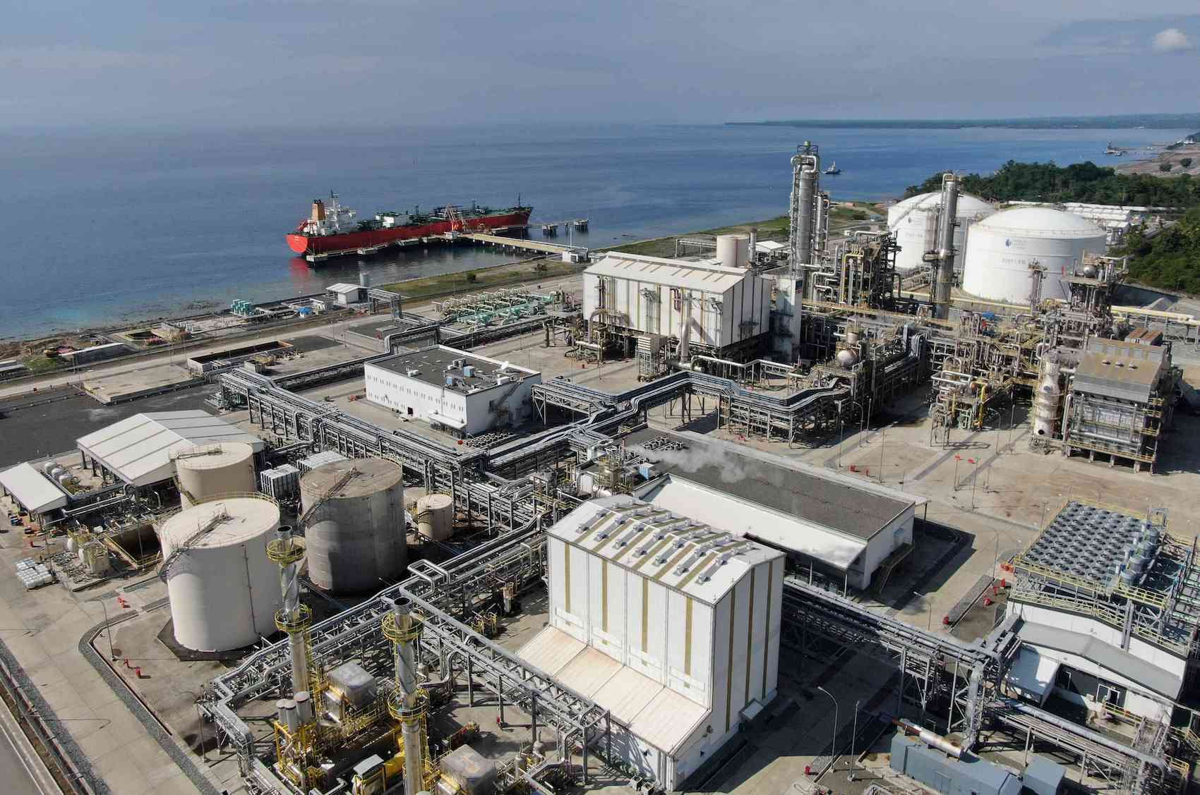 Pengurus ESSA Industries usai pelaksanaan RUPS Tahunan perseroan. FOTO - ISTIMEWA Naik Dua Kali Lipat, ESSA Tabur Dividen Rp172,26 Miliar