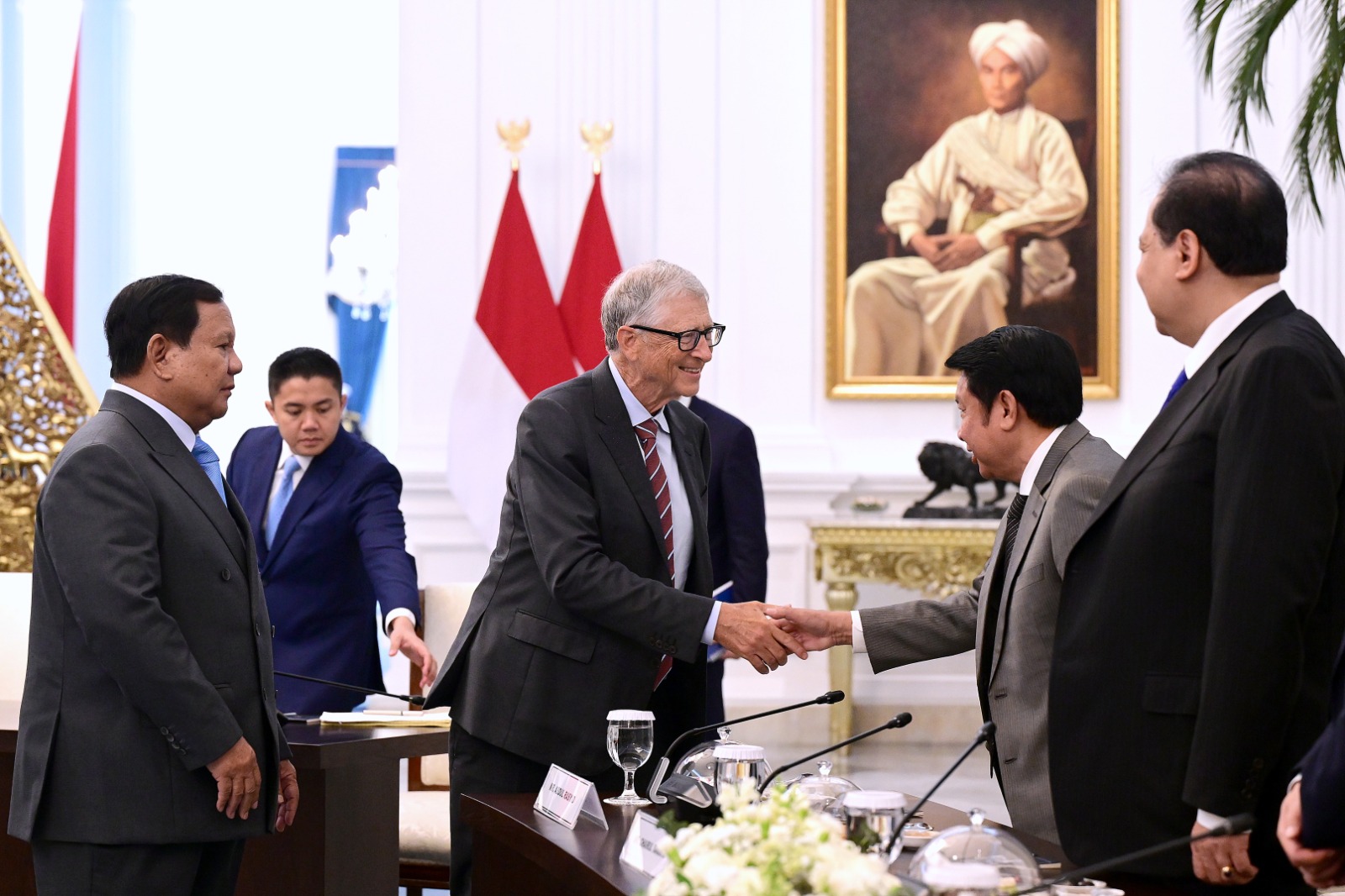 Abdul Rasyid, Pengusaha Kalteng Hadir di Pertemuan Strategis Presiden Prabowo dan Bill Gates Bersama Para Konglomerat Nasional. DOK/ISTIMEWA Pengusaha Kalteng Abdul Rasyid Hadir di Pertemuan Prabowo-Bill Gates