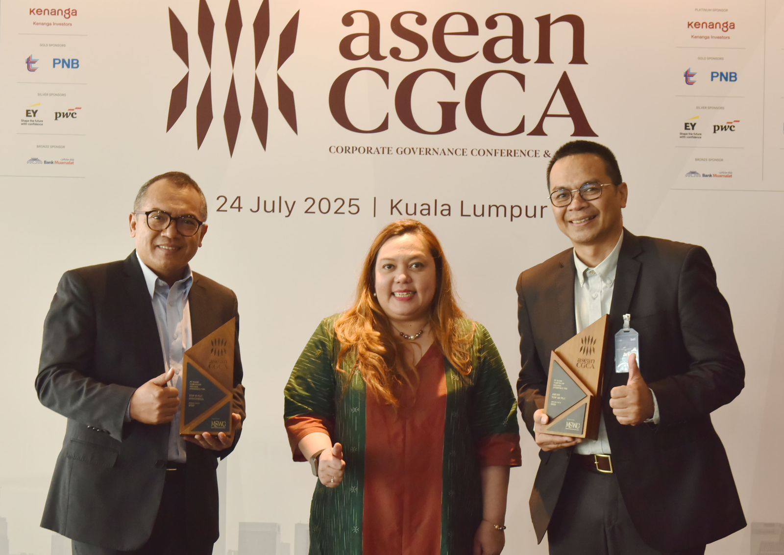 Personel BTN usai menerima penghargaan dalam ACGA 2025 di Kuala Lumpur, Malaysia. FOTO - ISTIMEWA BTN Sabet Dua Penghargaan ACG Awards 2025