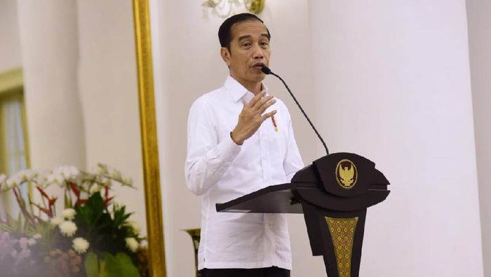 Cegah Varian Omicron, Presiden Jokowi Minta Pejabat dan Warga Jangan ke Luar Negeri