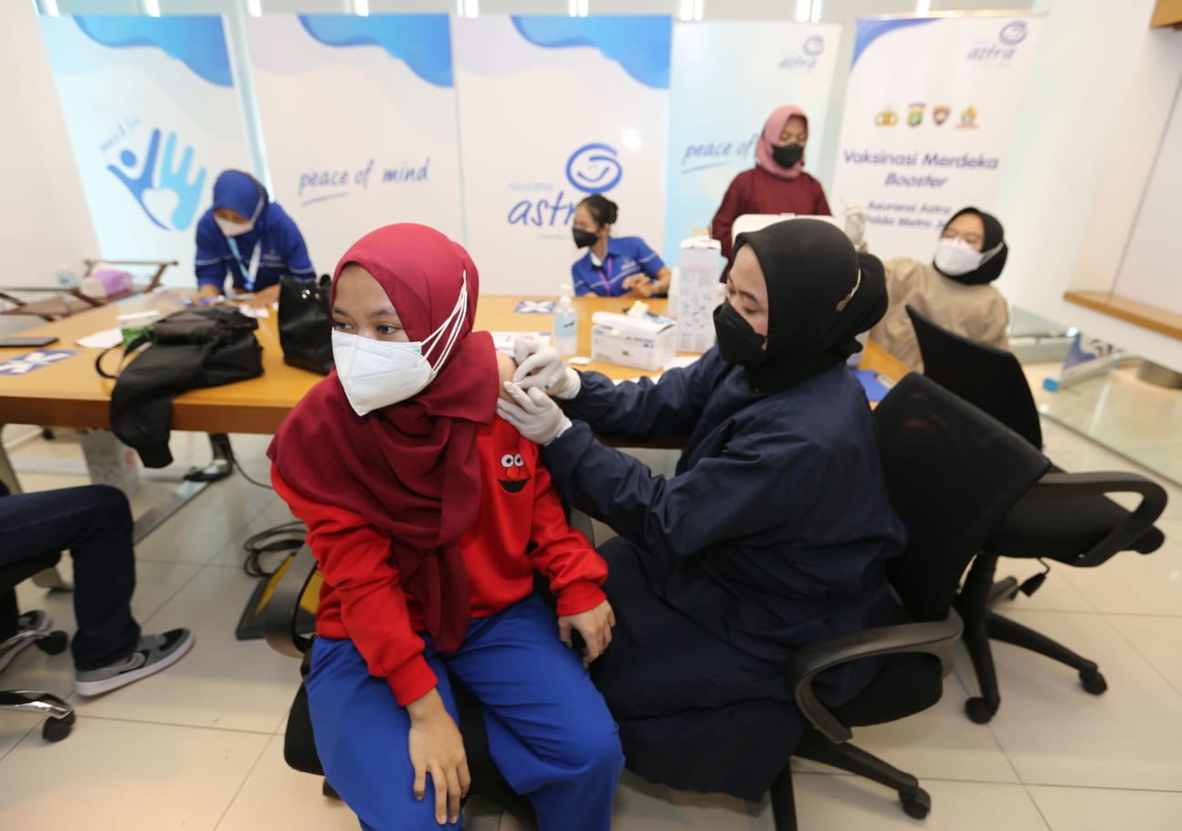 Asuransi Astra Dukung Percepatan Vaksinasi Booster bersama Ditbinmas Polda Metro Jaya