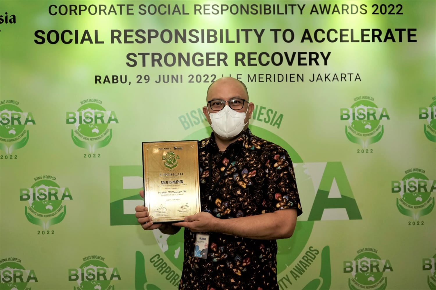 Hadirkan Program CSR, BCA Raih Penghargaan BISRA Award 2022