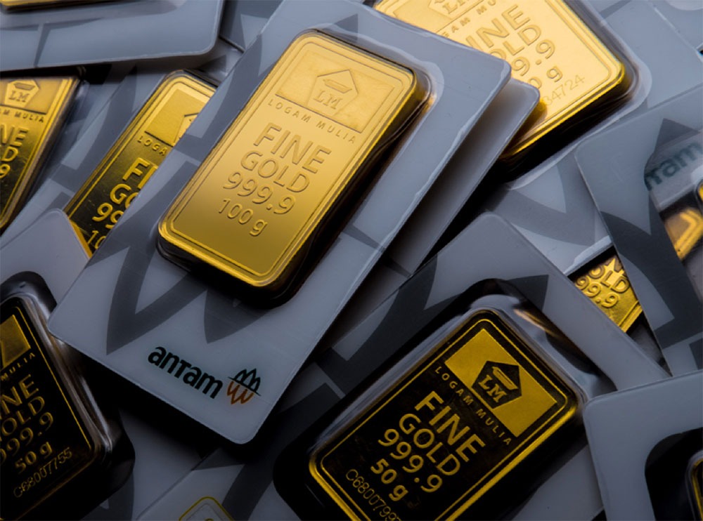 Harga Emas Antam Hari ini Bertahan di Level Rp1.014.000 Per Gram