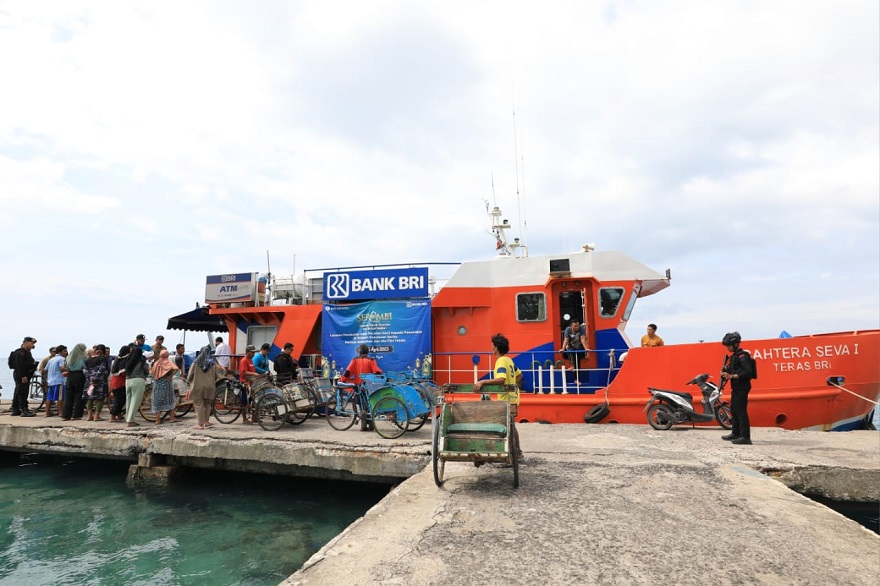 Gunakan Teras Kapal, BRI (BBRI) Layani Penukaran Uang di Kepulauan Seribu
