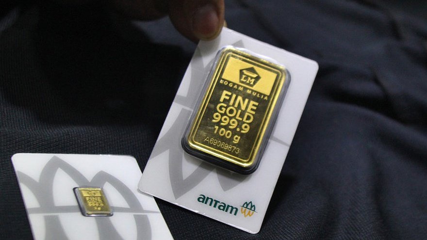 Harga Emas Antam Hari  Ini Terkoreksi Rp6.000 per Gram