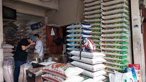 Di Pasar Induk Cipinang, Menteri BUMN Ungkap Komitmen Pemerintah Berantas Penimbun Beras