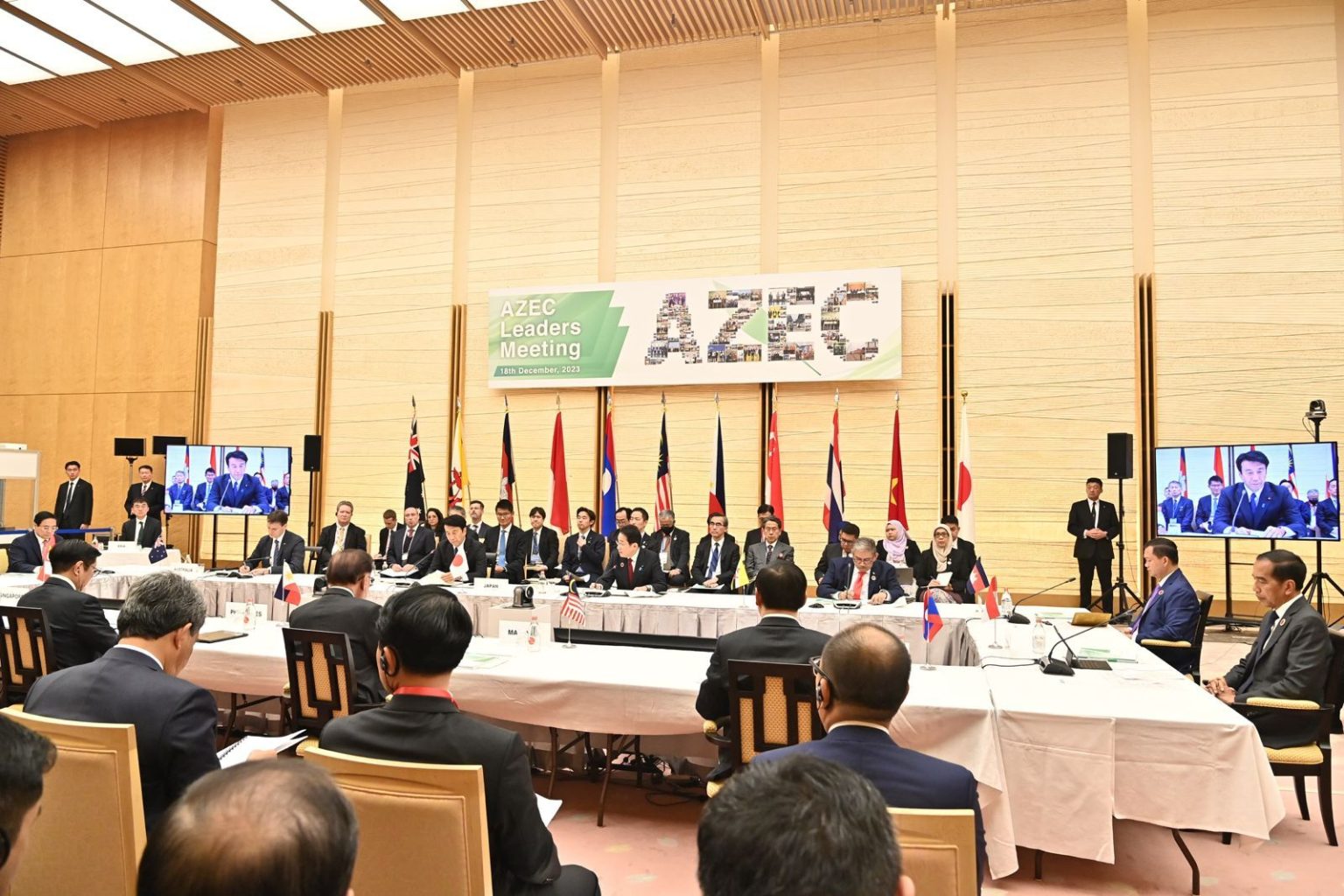 Presiden Tekankan Pentingnya Kerja Sama Dekarbonisasi Pendanaan Inklusif di AZEC