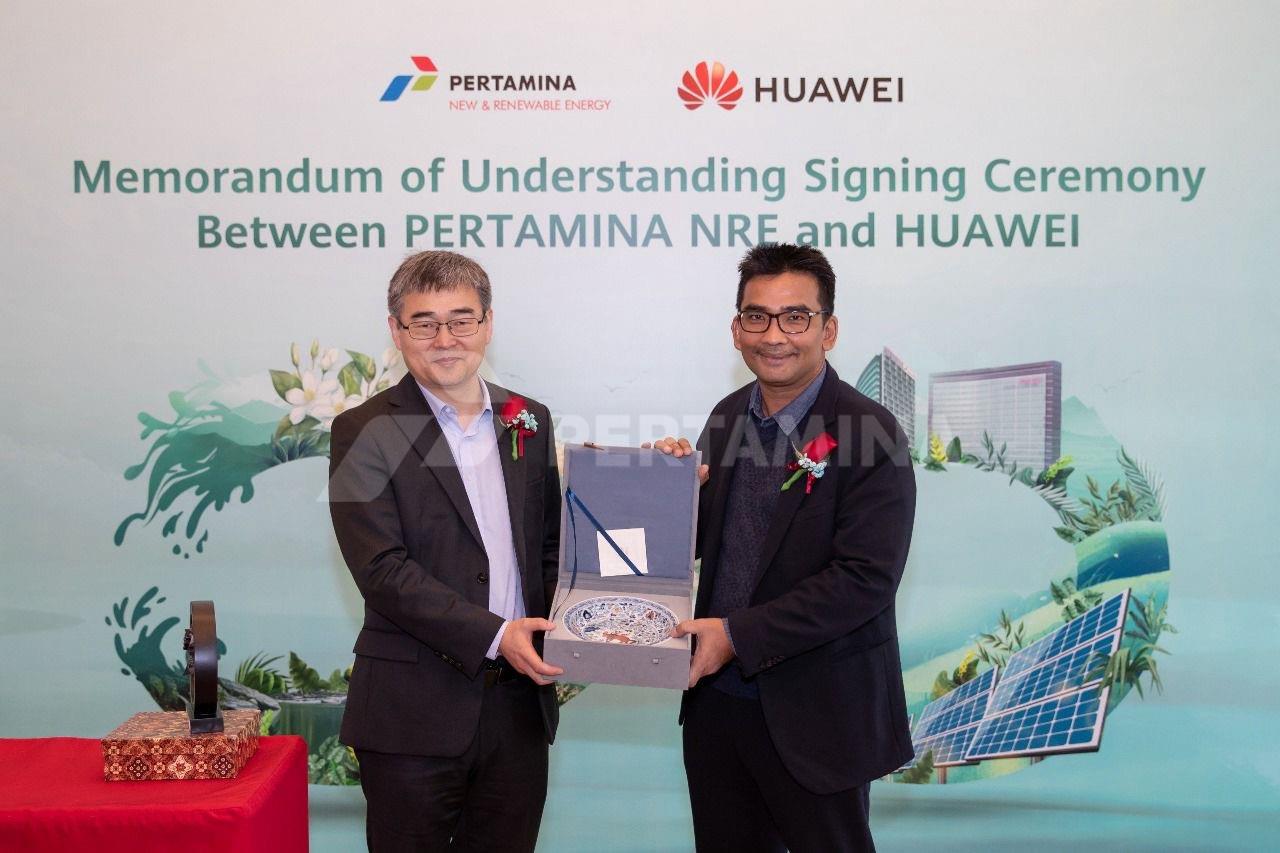 Pertamina NRE - Huawei Kolaborasi Kembangkan EBT dan Smart Grid