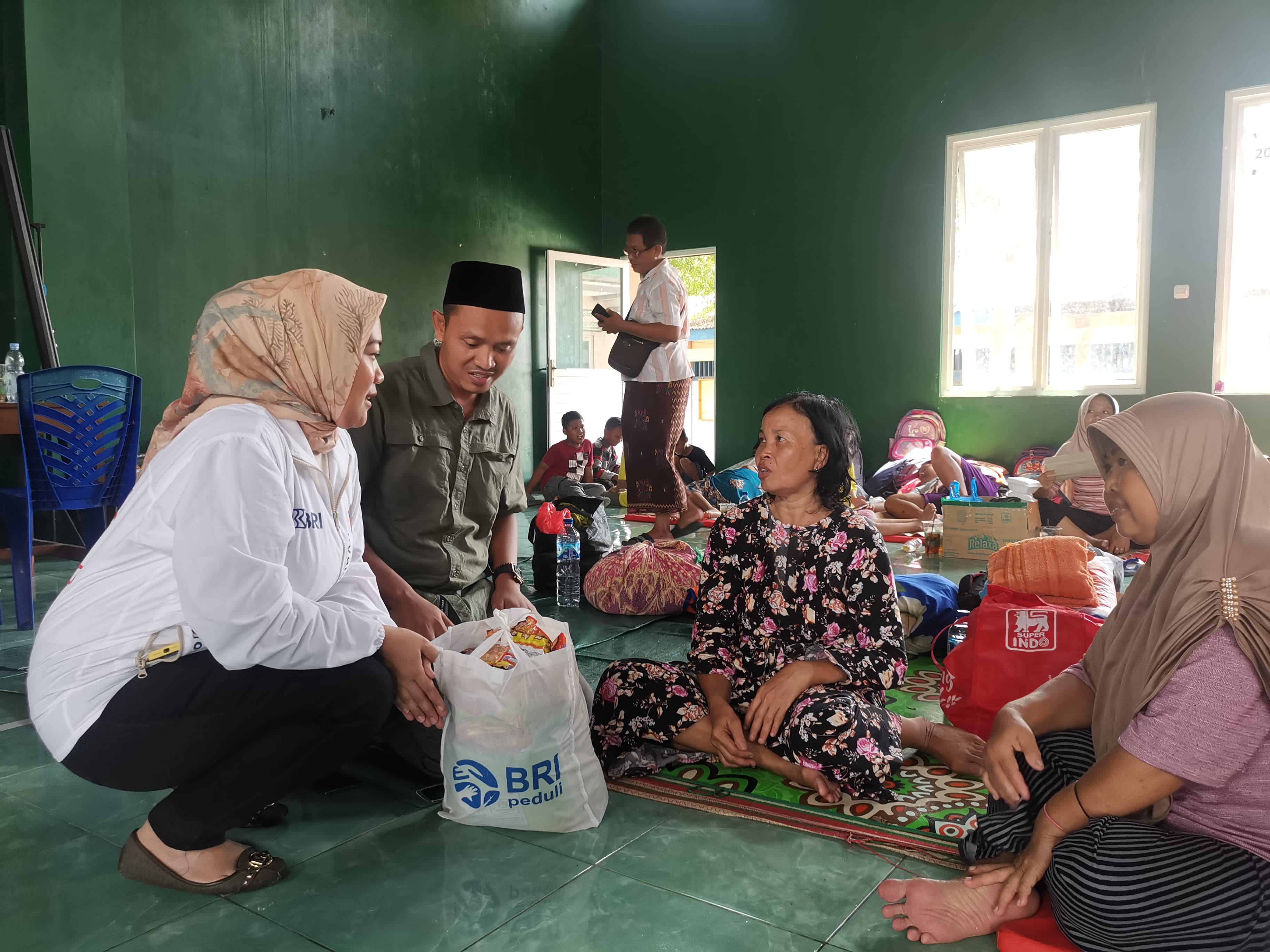 Tanggap Bencana, BRI Peduli Salurkan Bantuan Bagi Warga Terdampak di Grobogan dan Demak