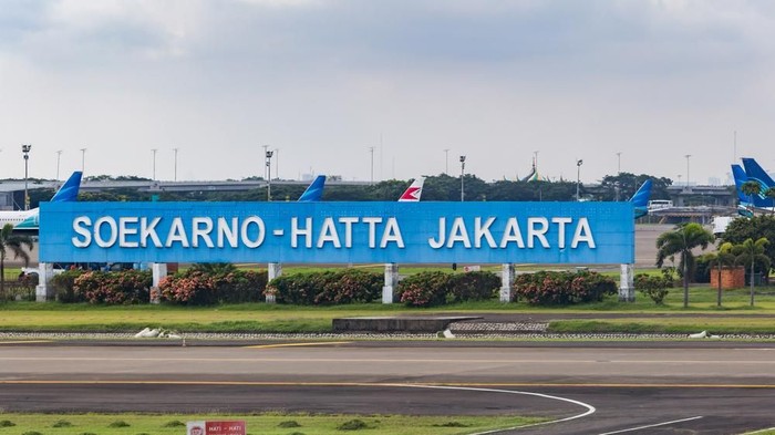 Catat! Mulai 24 Oktober Terbang Lewat Bandara Soekarno-Hatta Wajib Negatif Tes PCR