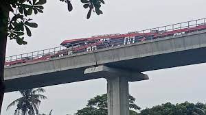 Tabrakan LRT Jabodetabek di Cibubur, Dirut INKA Ungkap Dugaan Penyebabnya