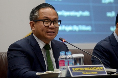 Rapat dengan Komisi VI DPR, Wamen BUMN Nyatakan Secara Teknis Garuda Sudah Bangkrut