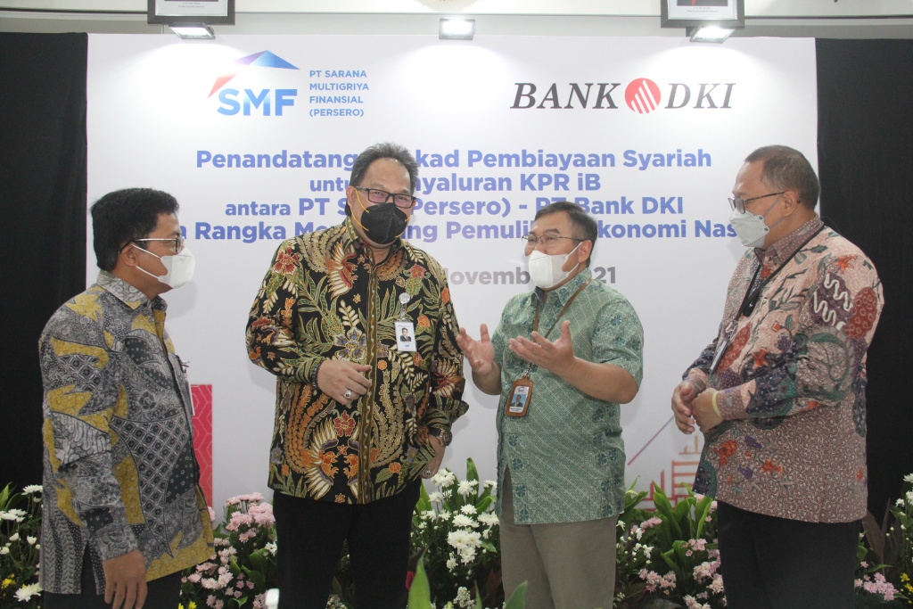 Bank DKI - Sarana Multigriya Finansial Tanda Tangani Akad Pembiayaan Syariah Rp479 Miliar