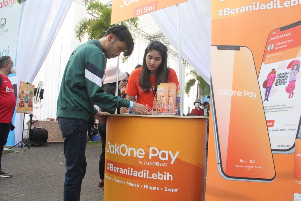 Formula E Jakarta 2022, Pengunjung Manfaatkan Stand Aplikasi JakOne Pay Bank DKI