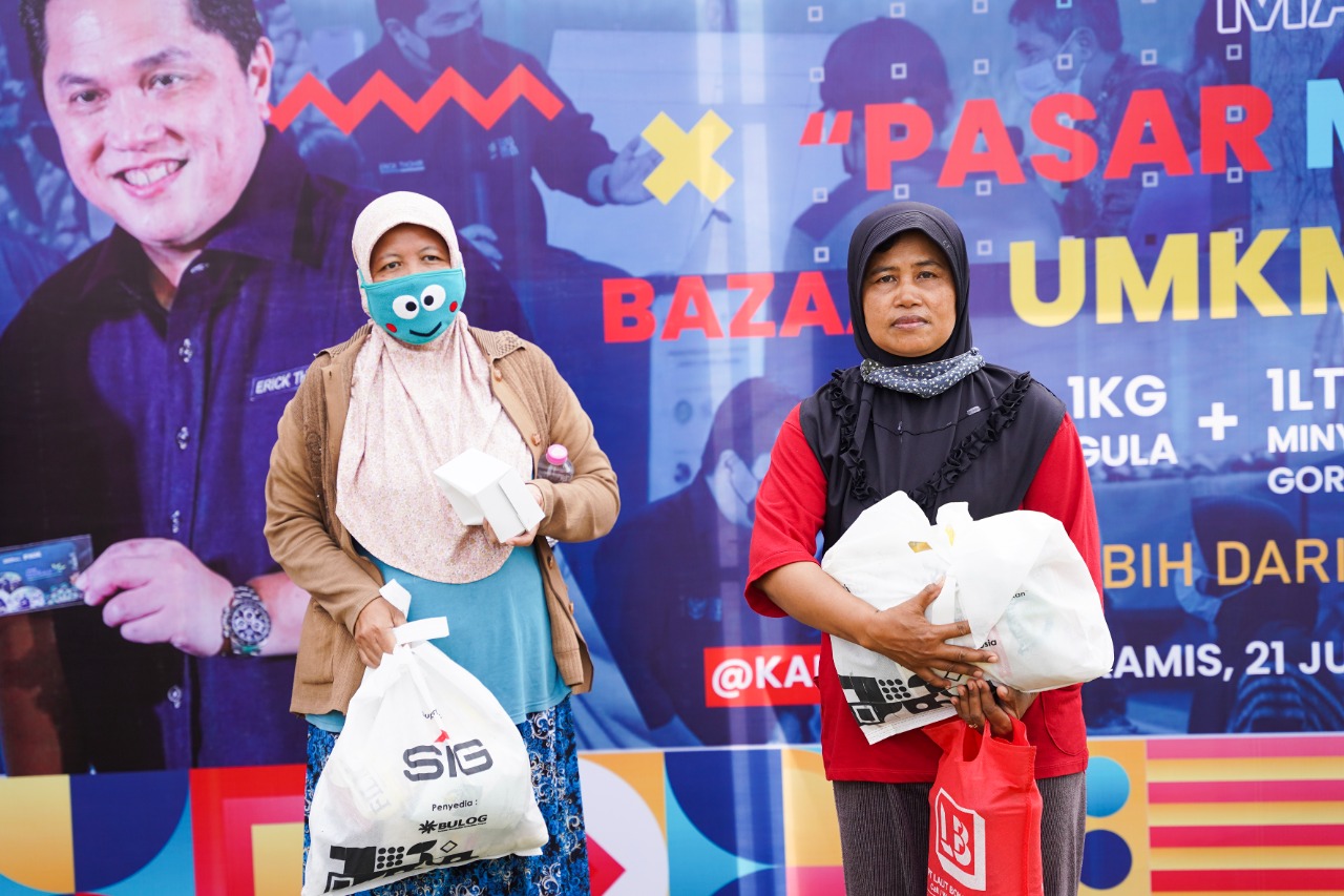 Geber Pasar Murah, 5.000 Paket Sembako SIG (SMGR) Laris Manis  