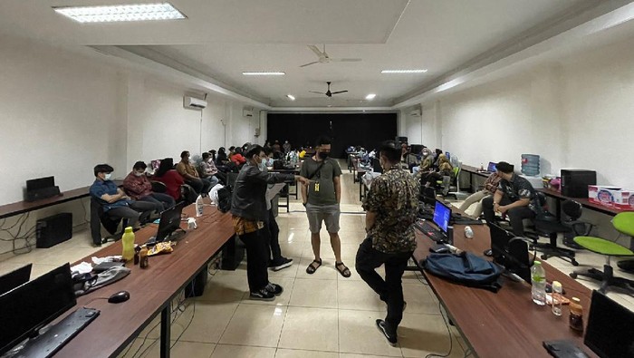 Literasi Keuangan dan Digital Rendah, SWI Sudah Tutup 5.200 Pinjol Ilegal