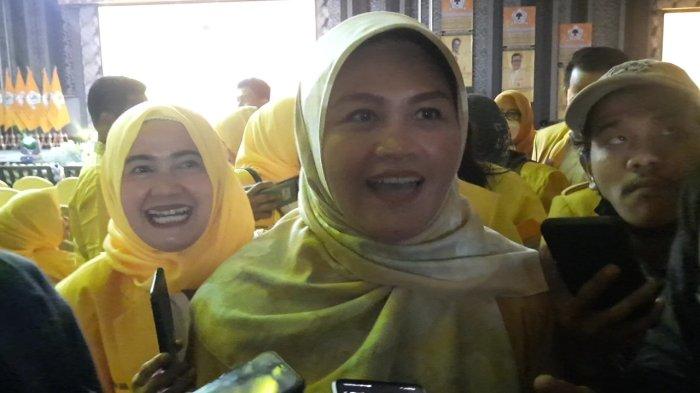 Kasus Suap Izin Meikarta: Vonis 6 Tahun, Mantan Bupati Bekasi Neneng Hasanah Kini Bebas!