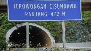 Resmikan Tol Cisumdawu, Presiden Banggakan Adanya Terowongan Kembar 472 Meter